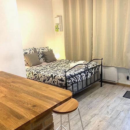La Cremaillere Apartment Huriel Екстериор снимка