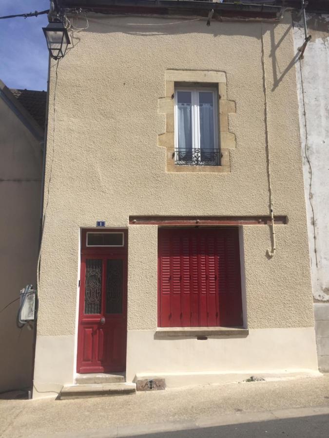 La Cremaillere Apartment Huriel Екстериор снимка